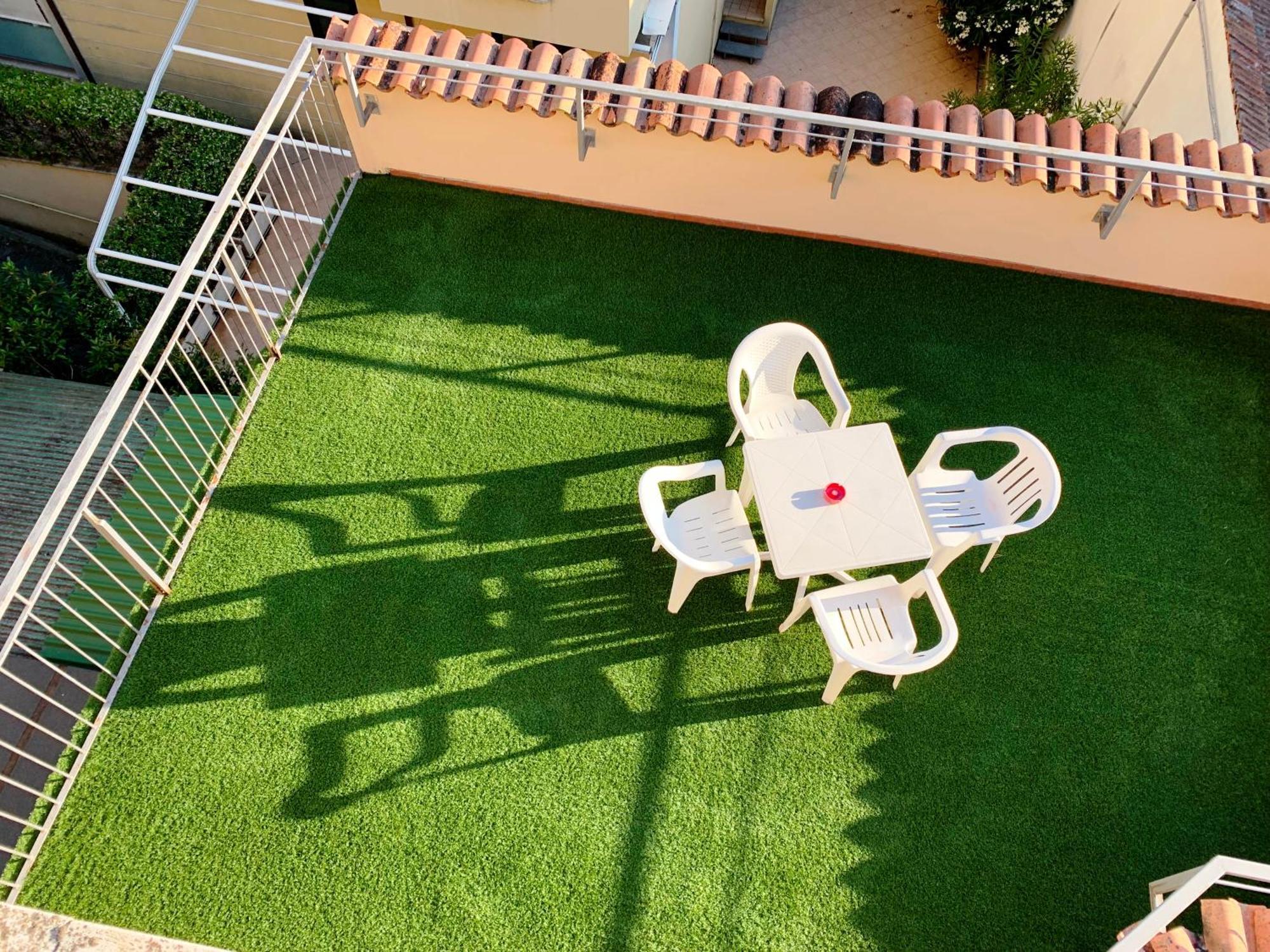 Hotel Garni Picnic Riccione Exteriör bild