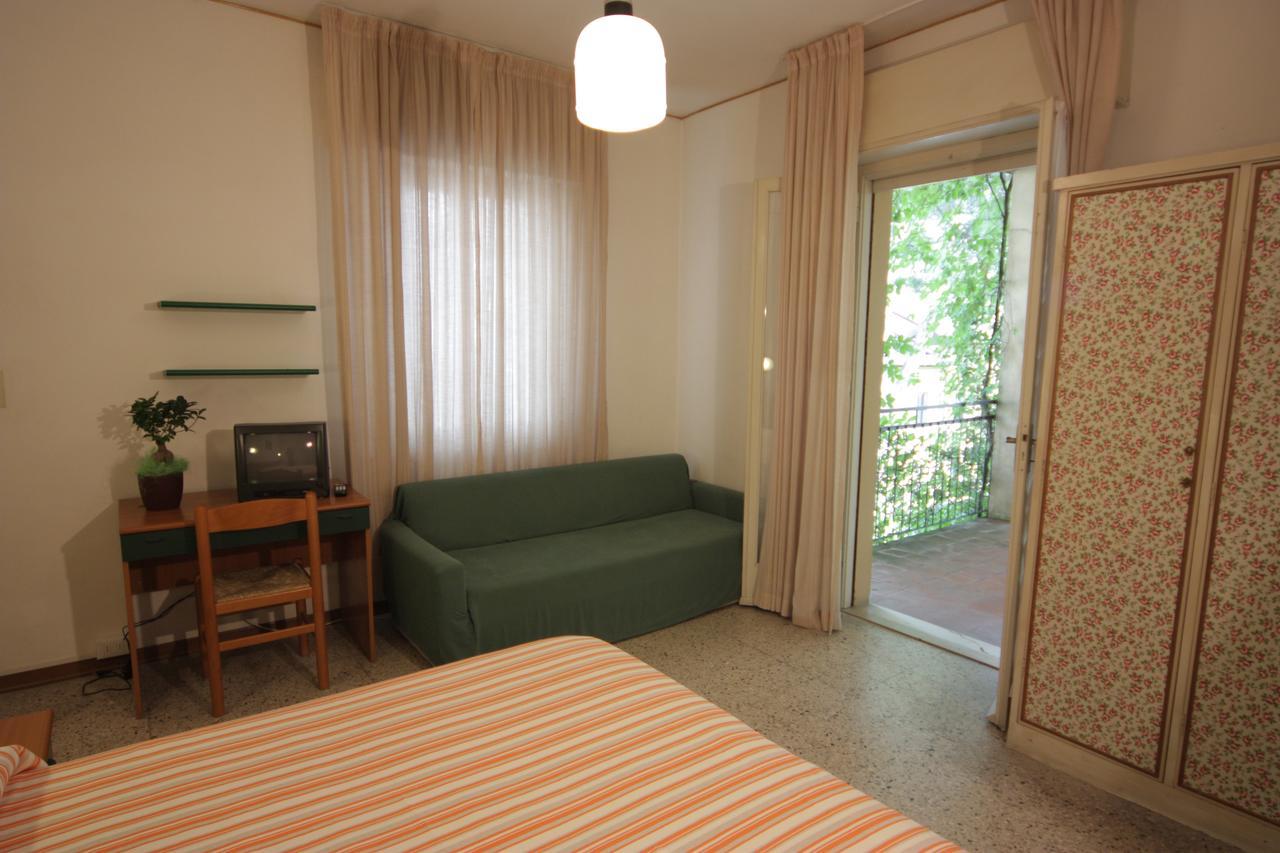 Hotel Garni Picnic Riccione Exteriör bild