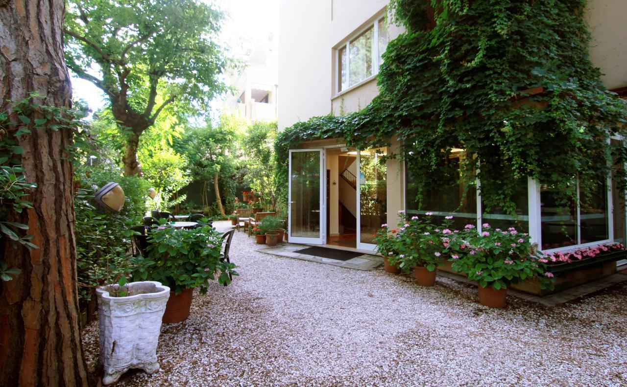 Hotel Garni Picnic Riccione Exteriör bild
