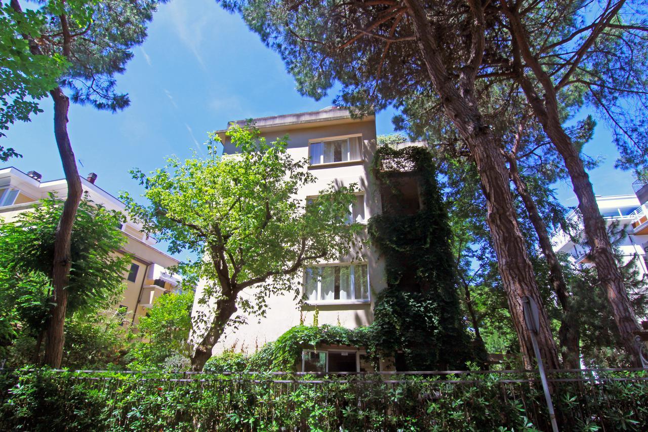 Hotel Garni Picnic Riccione Exteriör bild